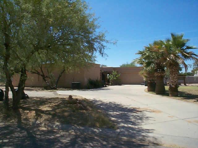 4443 E Michelle Dr., Phoenix, AZ 85032