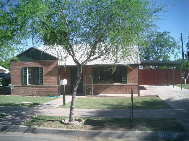 1332 E Diamond St., Phoenix, AZ 85006