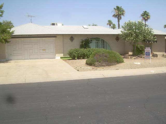 14004 N Whispering Lake Dr., Sun City, AZ 85351