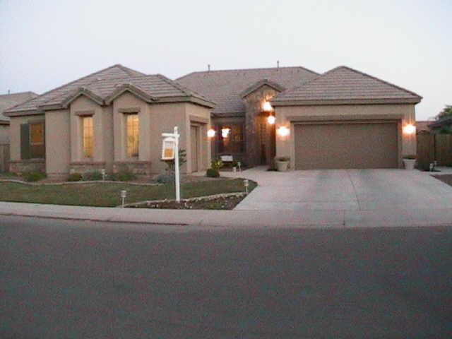 2303 E Zion Way, Chandler, AZ 85249