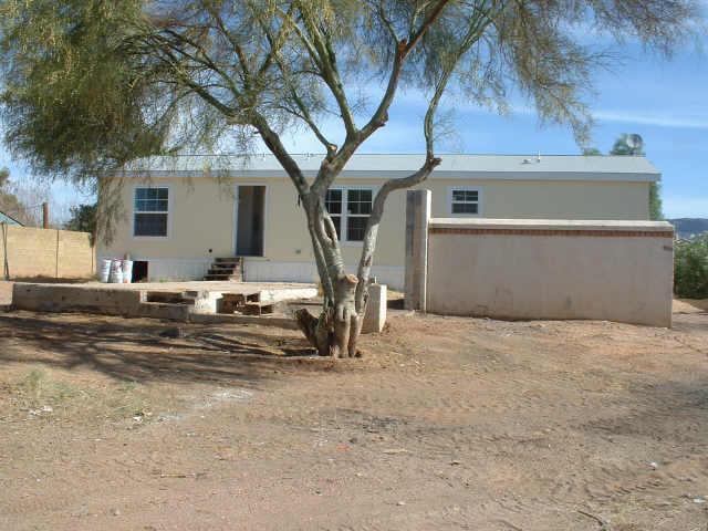 931 N Warner Dr., Apache Junction, AZ 85220