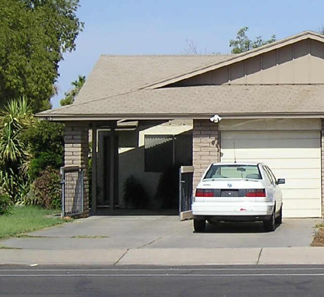 2135 S Dorsey Ln., Tempe, AZ 85282