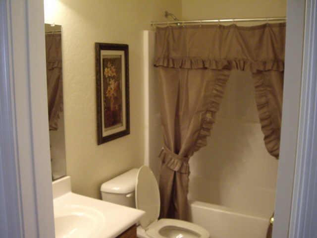 11137 W College Dr., Phoenix, AZ 85037