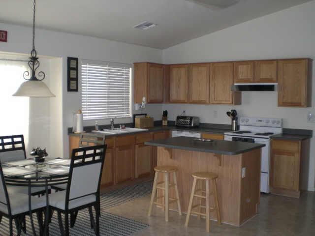 2130 W Carson Rd., Phoenix, AZ 85041