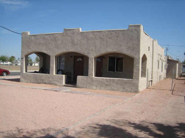 2902 E Monroe St., Phoenix, AZ 85034