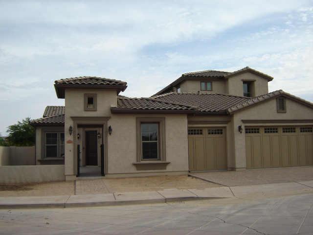 7601 S La Corta Dr., Tempe, AZ 85284