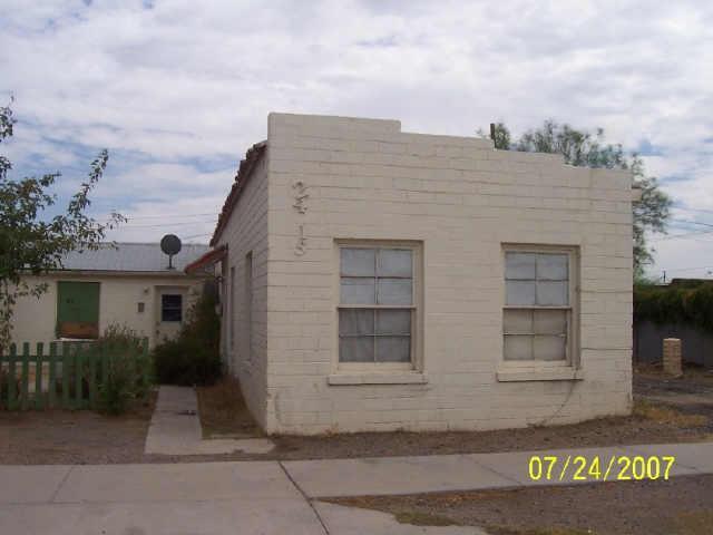 2415 E Oak St., Phoenix, AZ 85008