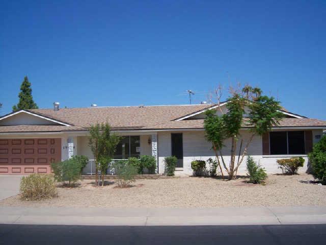 19654 N Willow Creek Cir., Sun City, AZ 85373