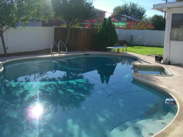 8431 E Rose Ln., Scottsdale, AZ 85250