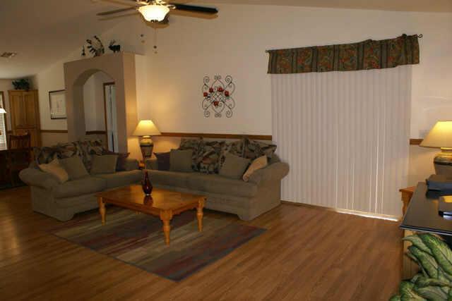 9938 N 94th Ave., Peoria, AZ 85345