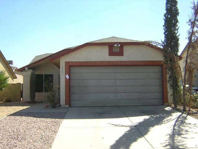 1741 E Carson Rd., Phoenix, AZ 85042