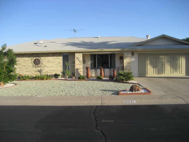 19641 N Willowcreek Cir., Sun City, AZ 85373