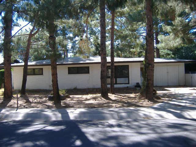 329 E Solana Dr., Tempe, AZ 85281