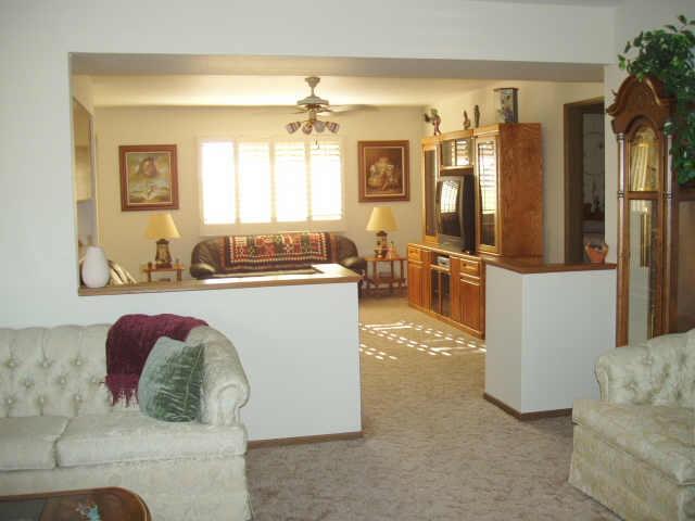 10609 W Willow Creek Cir., Sun City, AZ 85373