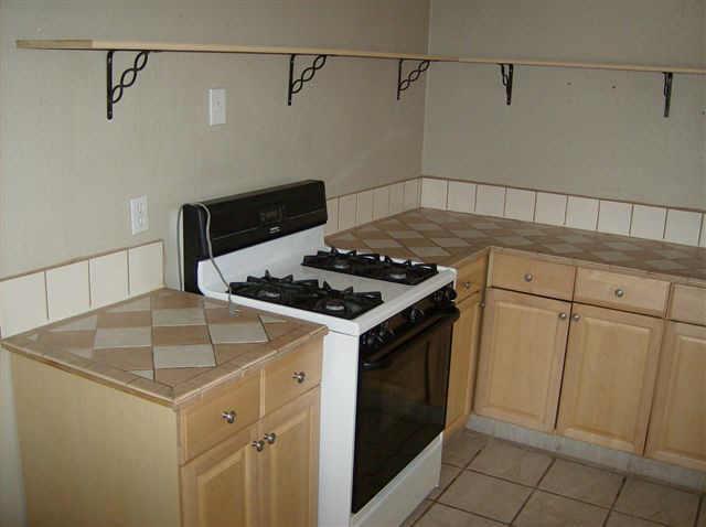 2076 E Lemon St., Tempe, AZ 85281