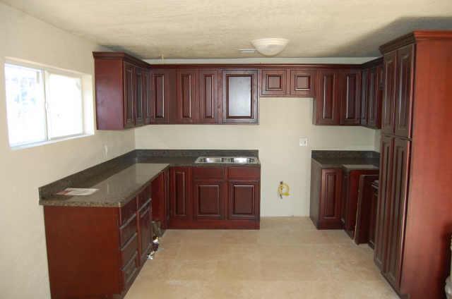 1822 E Pueblo Ave., Phoenix, AZ 85040