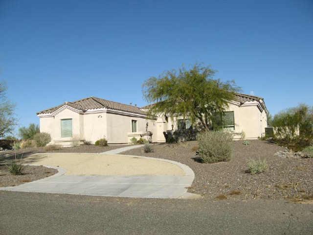 720 E Blue Eagle Ln., Phoenix, AZ 85086