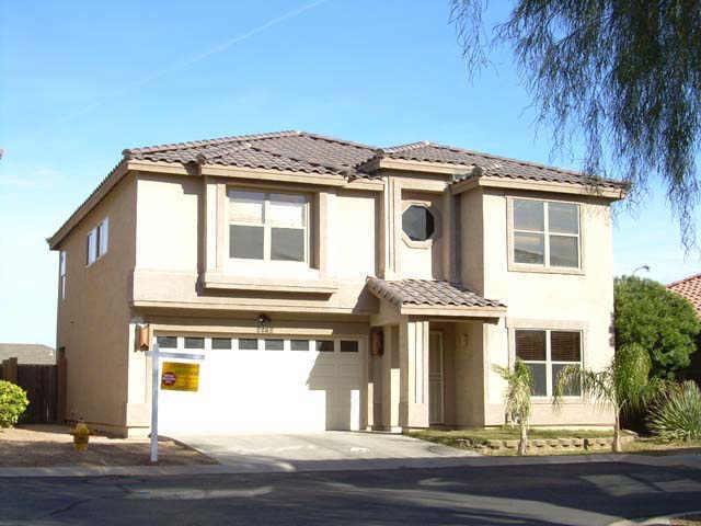 2282 E Spruce Dr., Chandler, AZ 85286