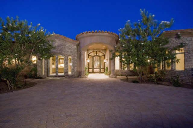 8305 N Ridgeview Dr., Paradise Valley, AZ 85253