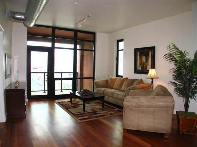 310 S 4th St. #904, Phoenix, AZ 85004