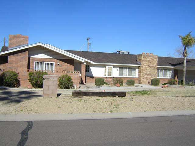 1014 E Gary Way, Phoenix, AZ 85042