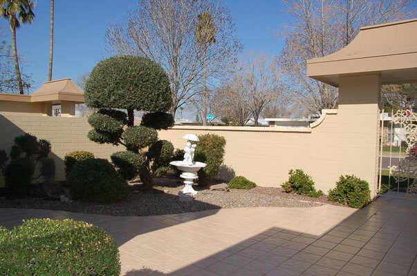 10325 W Spanish Moss Ln., Sun City, AZ 85373