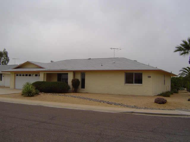 17022 N 97th Dr., Sun City, AZ 85373