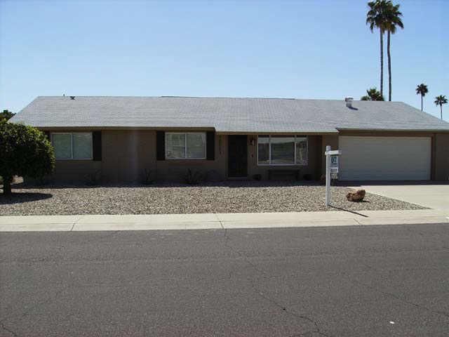 10801 W Willowbrook Dr., Sun City, AZ 85373