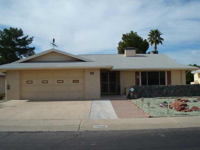 13826 N Whispering Lake Dr., Sun City, AZ 85351