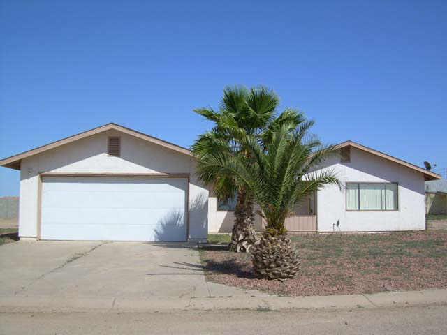 16001 S Fischer Pl., Arizona City, AZ 85223