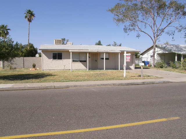3302 E Acoma Dr., Phoenix, AZ 85032