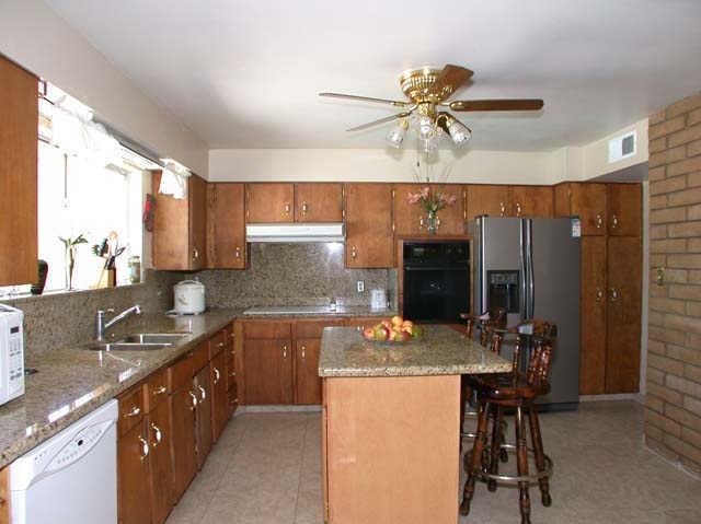 3320 W Marlette Ave., Phoenix, AZ 85017