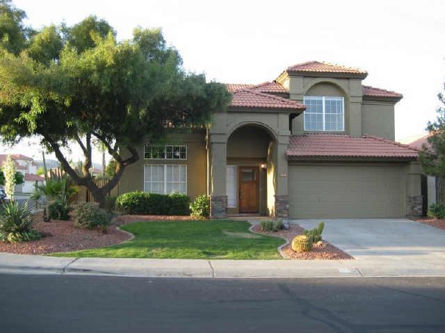 3220 E Silverwood Dr., Phoenix, AZ 85048
