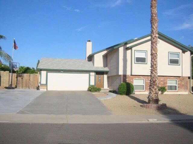 1821 N Saffron Cir., Mesa, AZ 85205