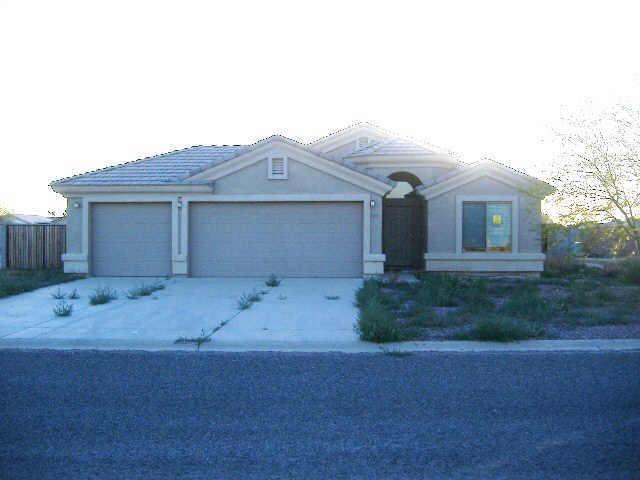 9371 W Debbie Ln., Arizona City, AZ 85223
