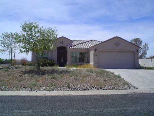 15392 S Tipton Pl., Arizona City, AZ 85223