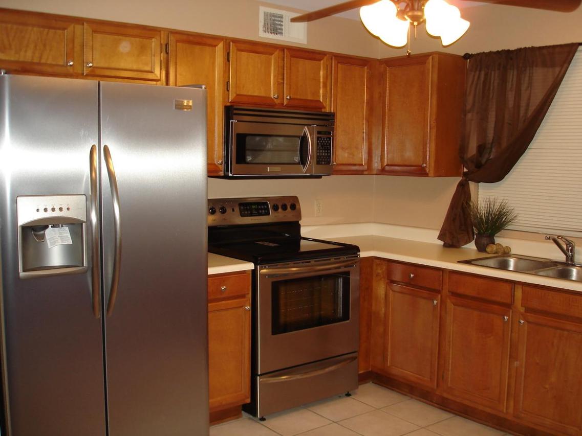 4006 W Camino Del Rio Dr., Glendale, AZ 85310