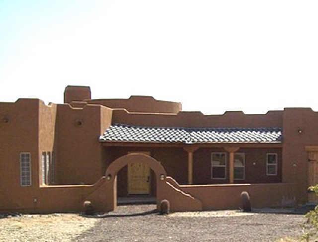 1029 E Red Range Way, Phoenix, AZ 85085