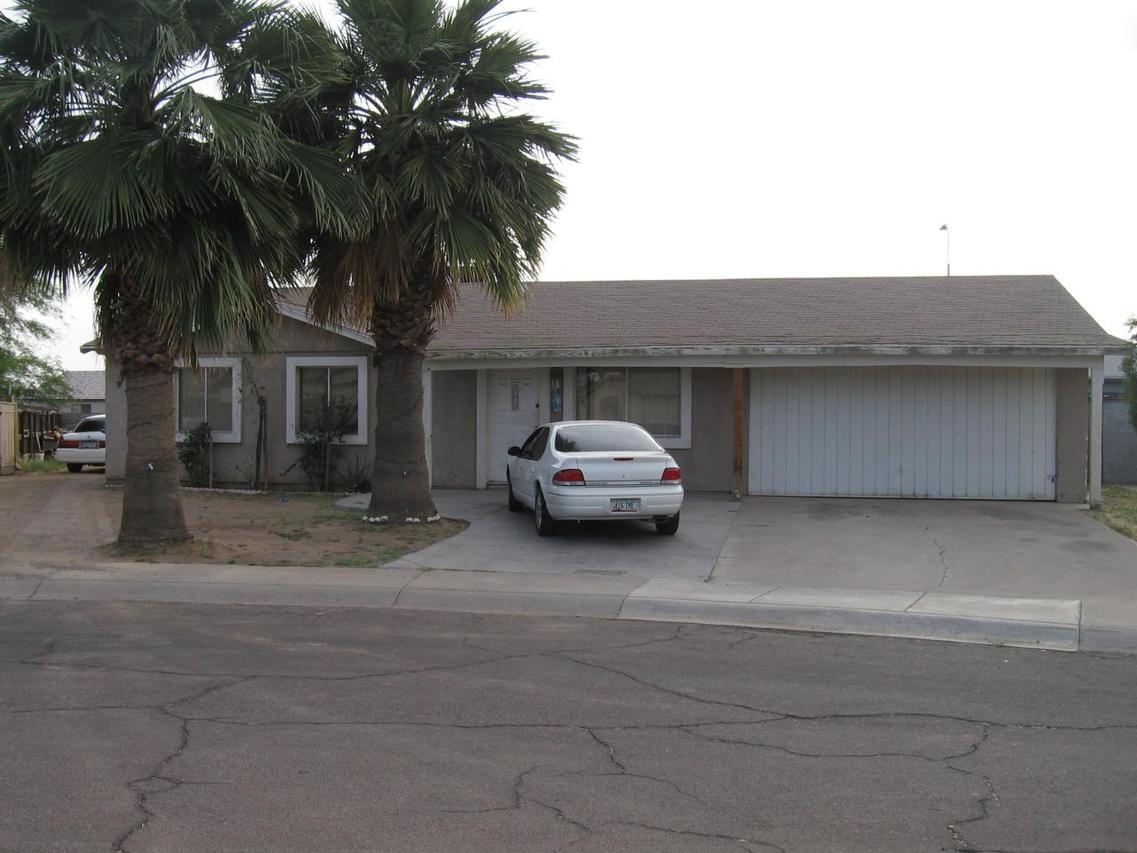 4622 N 82nd Ln., Phoenix, AZ 85033