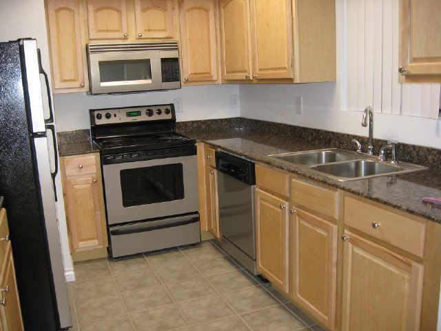 3434 W Danbury Dr. #108, Phoenix, AZ 85053