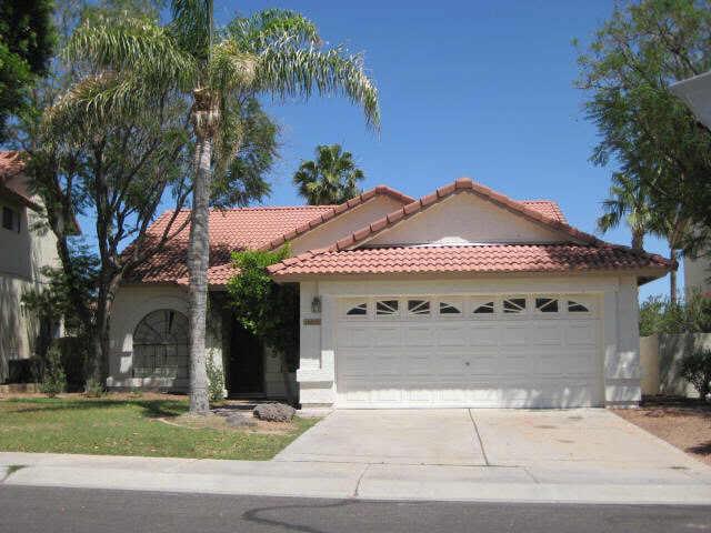 15623 S 37th Way, Phoenix, AZ 85048