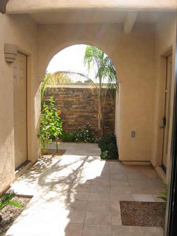 150 N Lakeview Blvd. #13, Chandler, AZ 85225