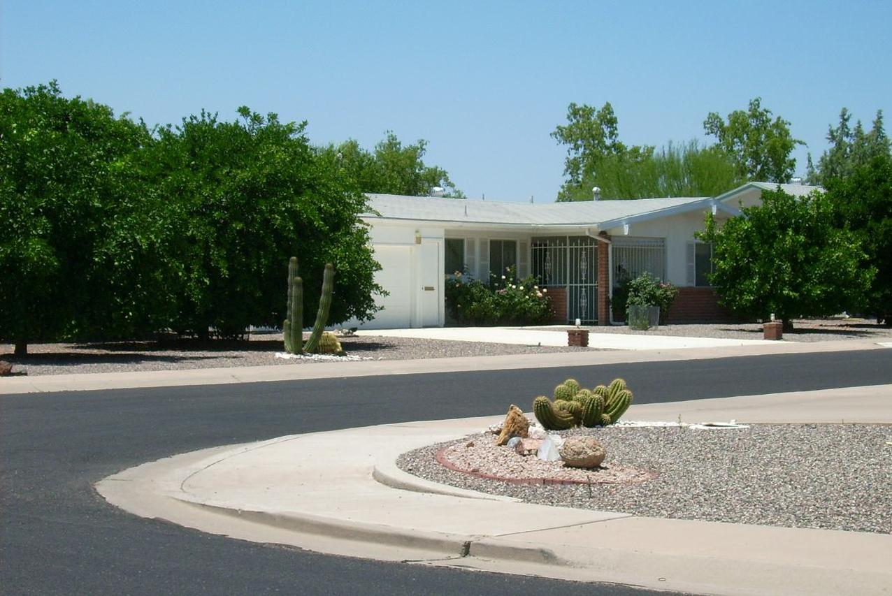 10026 N 100th Dr., Sun City, AZ 85351