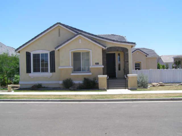 3015 E Pistachio St., Gilbert, AZ 85296
