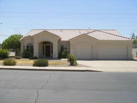 1004 N Robin Ln., Mesa, AZ 85213