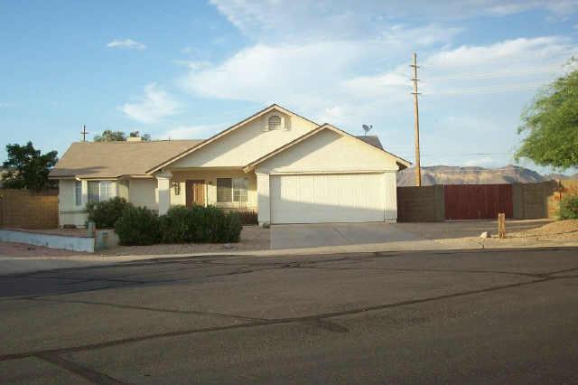7550 E Greenway Cir., Mesa, AZ 85207
