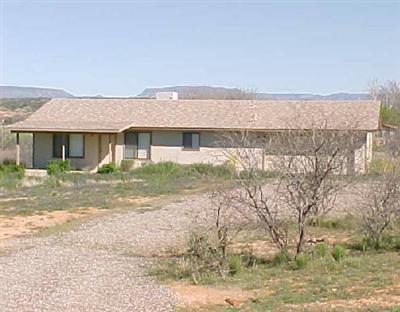 10060 E Eaton Rd., Cornville, AZ 86326