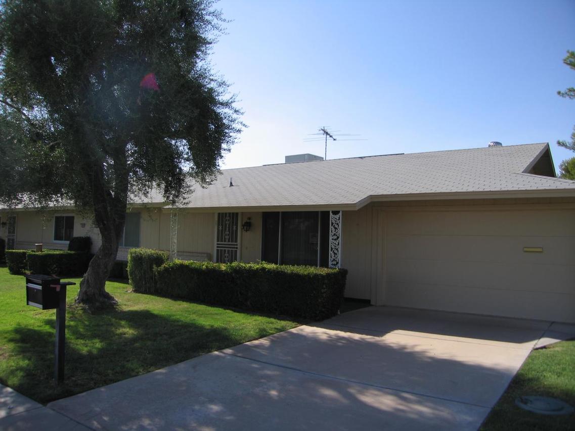 18806 N Aztec Dr., Sun City, AZ 85373