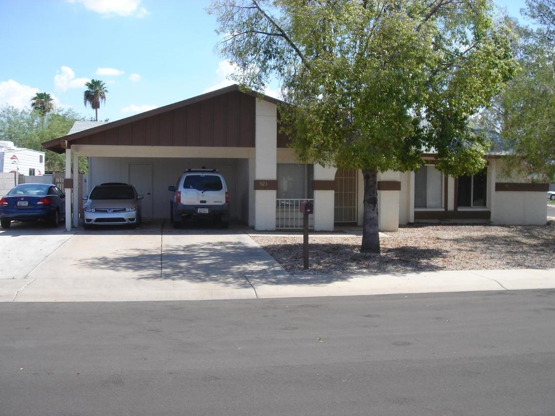 923 W Straford Dr., Chandler, AZ 85225