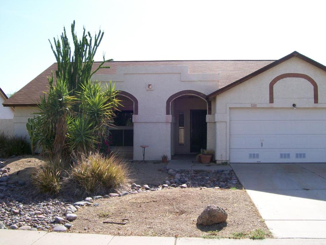 1345 N Rosemont, Mesa, AZ 85205